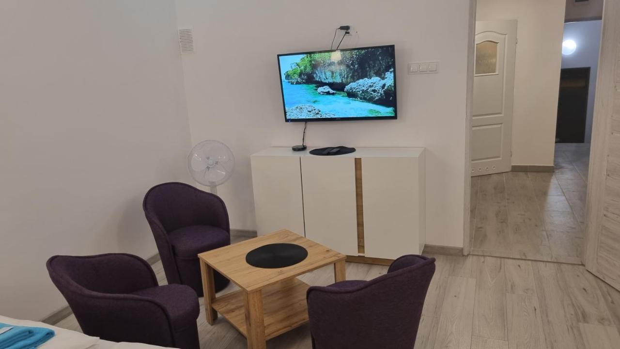 Ferienwohnung Etna 3 Dom Z Parkingiem Rzeszow Morgowa Exterior foto